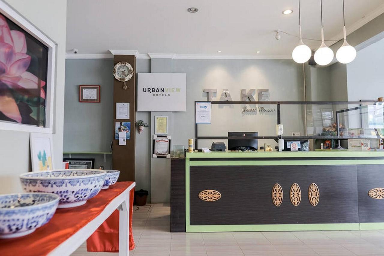 Urbanview Hotel Ta Ke Jelutung Puncak Jambi Exteriör bild