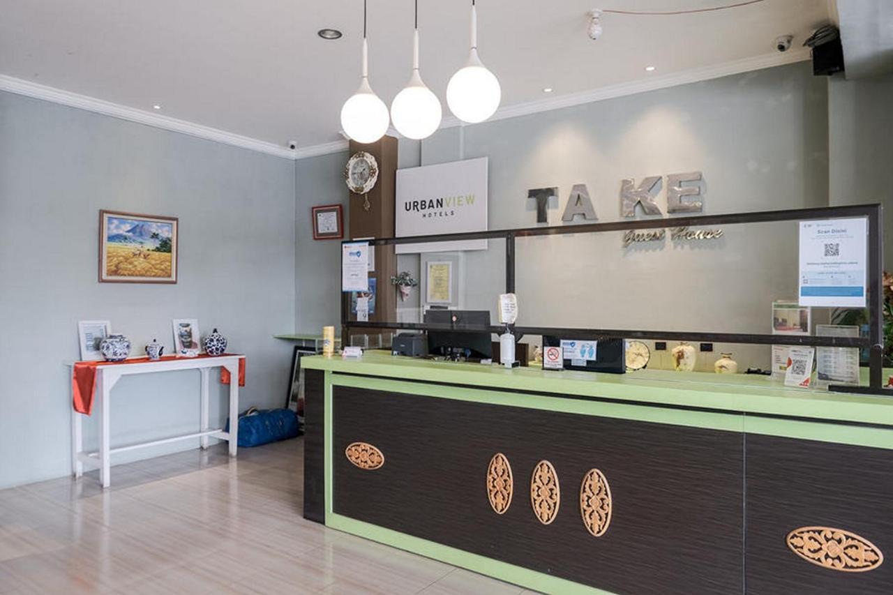 Urbanview Hotel Ta Ke Jelutung Puncak Jambi Exteriör bild